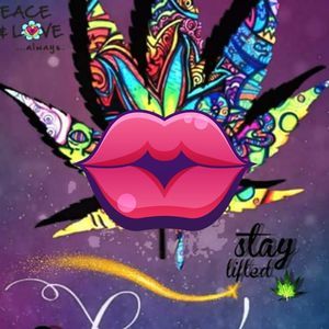 Meet your Posher, Dee